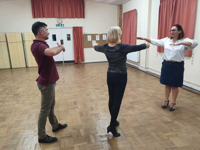 Private Ballroom dance lesson in Stubbington Image 3
